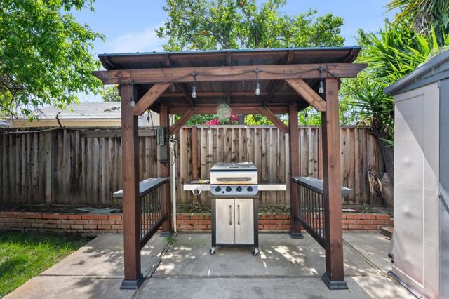 582 Oldbrook Court, San Jose, CA 95111