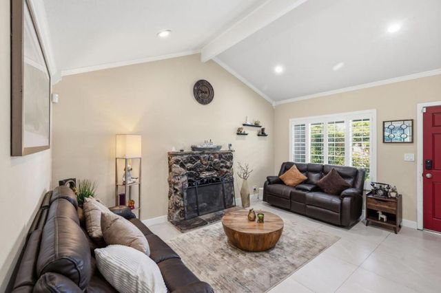 582 Oldbrook Court, San Jose, CA 95111