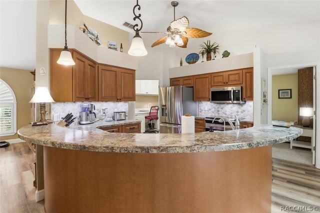 4474 W Horseshoe Drive, Beverly Hills, FL 34465