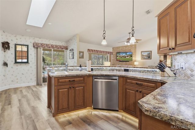 4474 W Horseshoe Drive, Beverly Hills, FL 34465