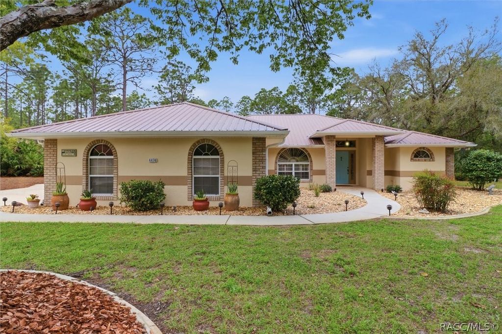 4474 W Horseshoe Drive, Beverly Hills, FL 34465