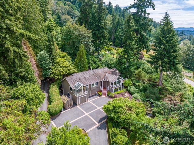 2668 E Lake Sammamish Parkway NE, Sammamish, WA 98074