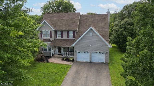 24 Shippen Rdg, Oxford Twp., NJ 07863