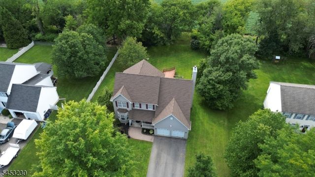 24 Shippen Rdg, Oxford Twp., NJ 07863