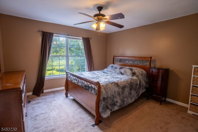 24 Shippen Rdg, Oxford Twp., NJ 07863