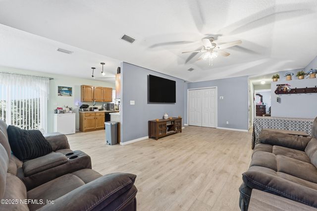 978 COUNTY ROAD 21, Hawthorne, FL 32640