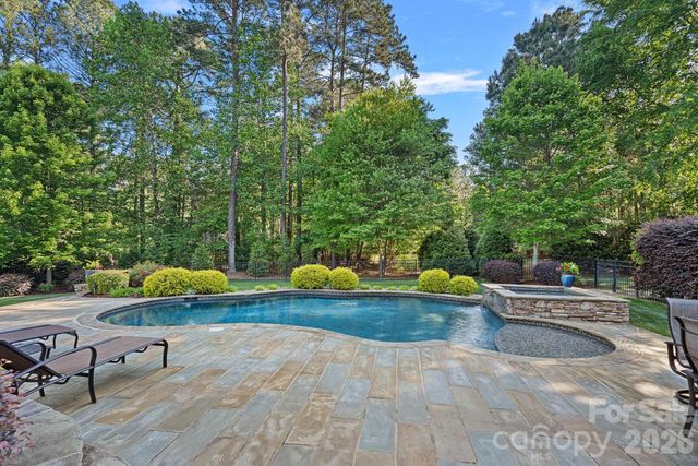 104 Maddaket Loop, Mooresville, NC 28117
