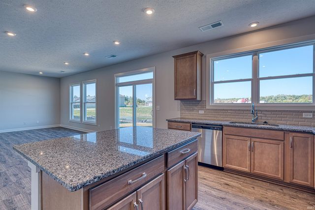 5122 Goldfinch Drive, Evansville, IN 47725