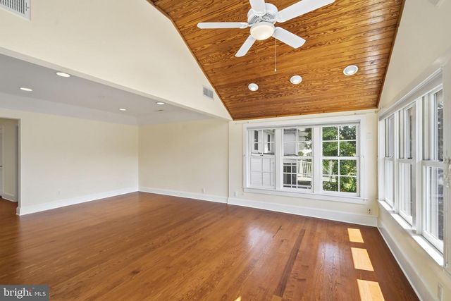 104 MYRTLE ST, Oxford, MD 21654