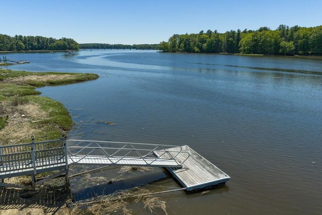 177 Spur Road, Dover, NH 03820