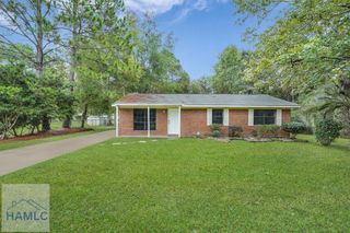 1098 Live Oak Drive, Hinesville, GA 31313