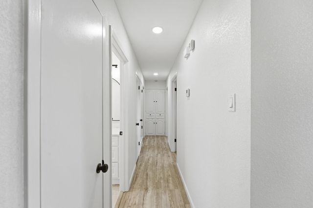 1421 Park East Drive, Garland, TX 75043