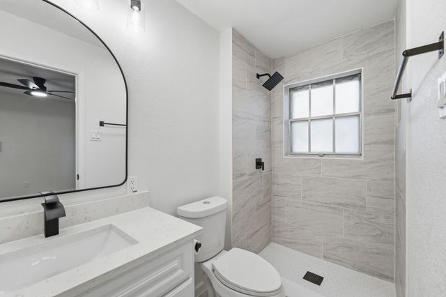 1421 Park East Drive, Garland, TX 75043