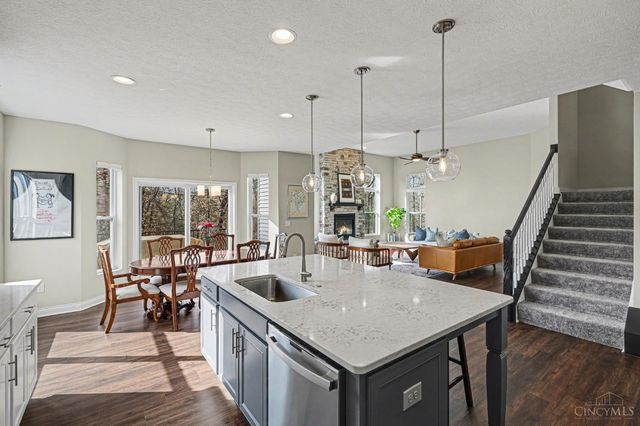 6279 Emery Crossing, Miami Twp, OH 45140