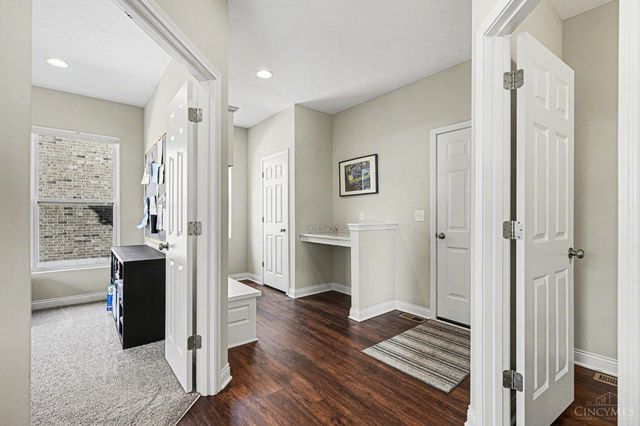 6279 Emery Crossing, Miami Twp, OH 45140