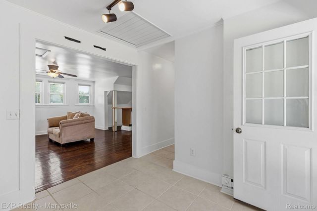 504 Clinton, St. Clair, MI 48079