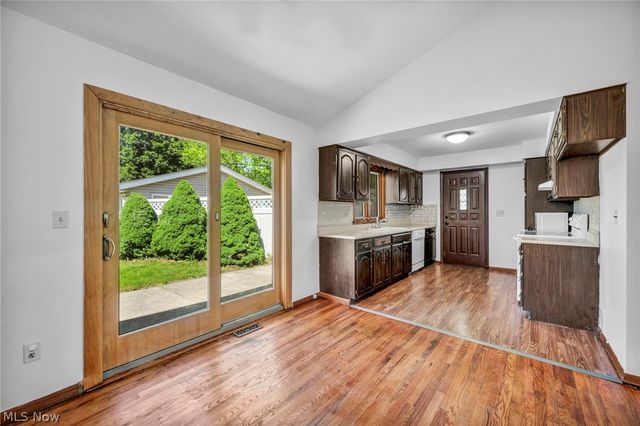 42988 Woodhill Drive, Elyria, OH 44035