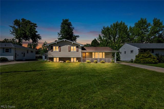 42988 Woodhill Drive, Elyria, OH 44035