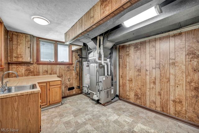 42988 Woodhill Drive, Elyria, OH 44035