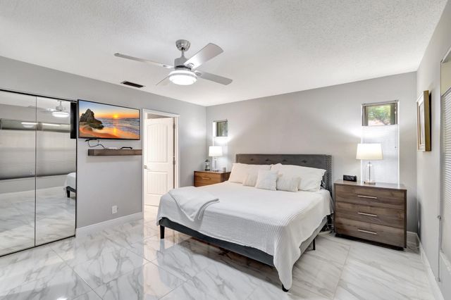 10927 DOLPHIN PALM Court A, Boynton Beach, FL 33437