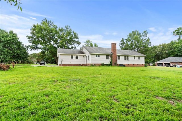 1186 Pointer Drive, Manning, SC 29102