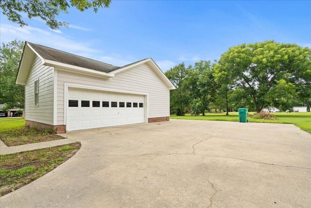 1186 Pointer Drive, Manning, SC 29102