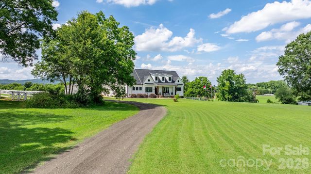 5780 W Hwy 10 Highway, Hickory, NC 28602