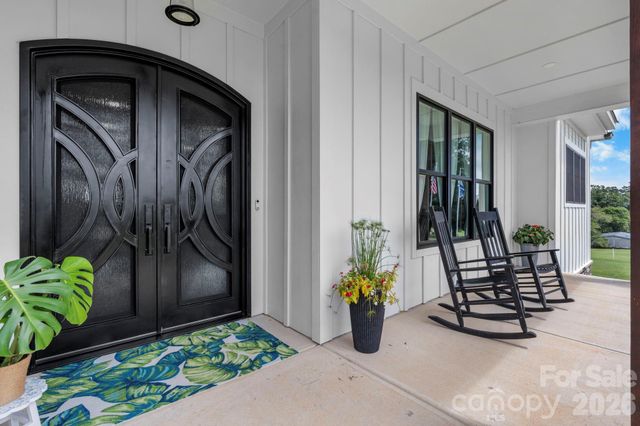 5780 W Hwy 10 Highway, Hickory, NC 28602