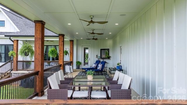 5780 W Hwy 10 Highway, Hickory, NC 28602