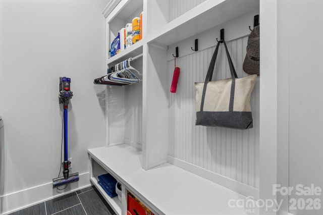 5780 W Hwy 10 Highway, Hickory, NC 28602