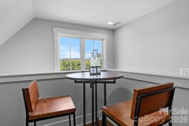 5780 W Hwy 10 Highway, Hickory, NC 28602