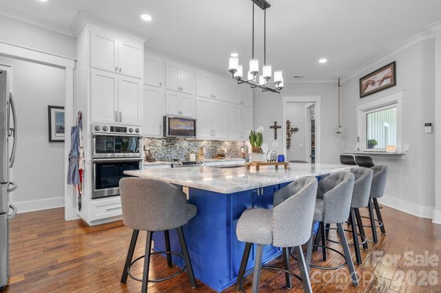 5780 W Hwy 10 Highway, Hickory, NC 28602