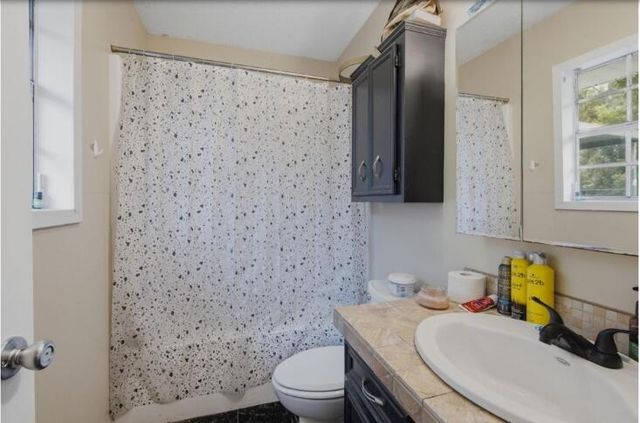 1470 Crawford Dr, Lake Charles, LA 70611