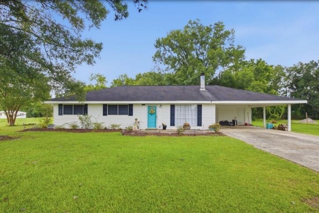 1470 Crawford Dr, Lake Charles, LA 70611