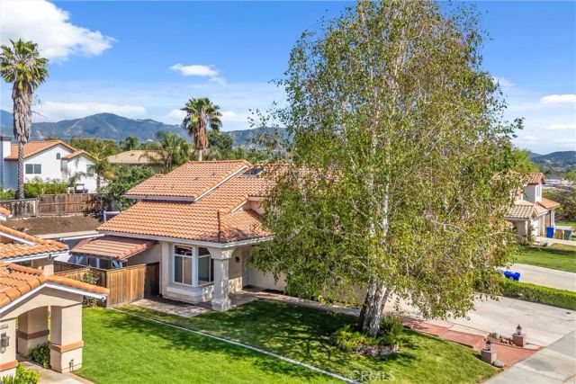 10979 Applewood Lane, Yucaipa, CA 92399