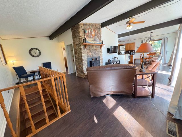 4 Cisco Circle, Cherokee Village, AR 72529