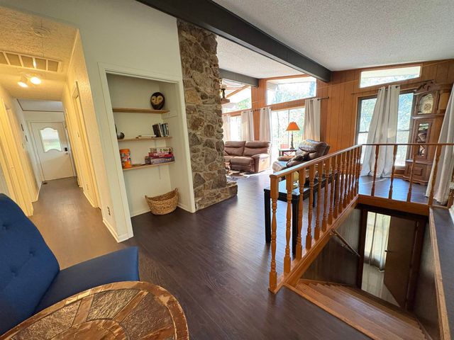 4 Cisco Circle, Cherokee Village, AR 72529