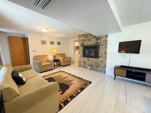 4 Cisco Circle, Cherokee Village, AR 72529