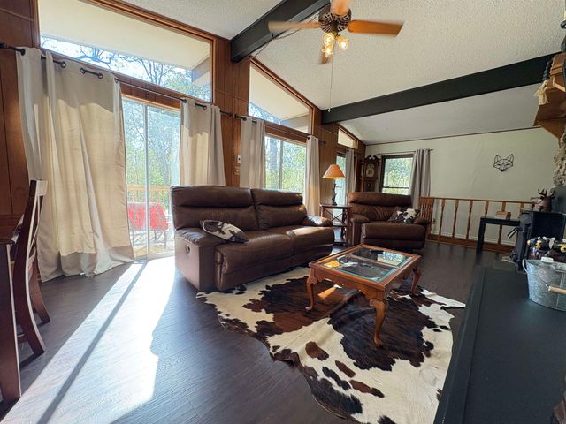 4 Cisco Circle, Cherokee Village, AR 72529