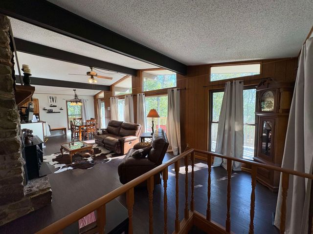 4 Cisco Circle, Cherokee Village, AR 72529