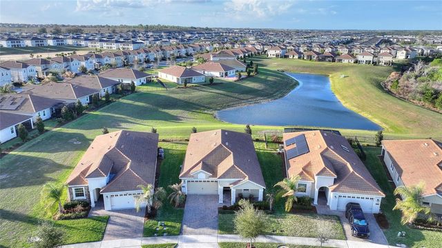 8943 FALLEN OAK DR, Davenport, FL 33896