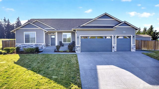 12111 Maxvale Hill Court SE, Yelm, WA 98597