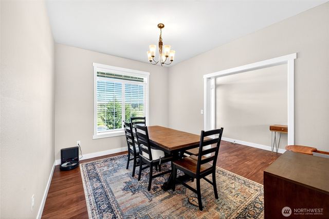 12111 Maxvale Hill Court SE, Yelm, WA 98597