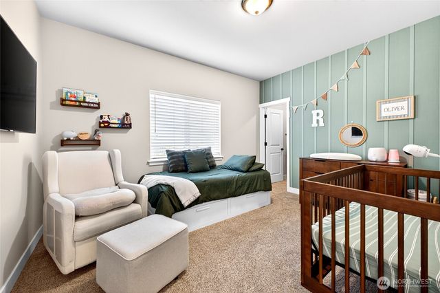 12111 Maxvale Hill Court SE, Yelm, WA 98597