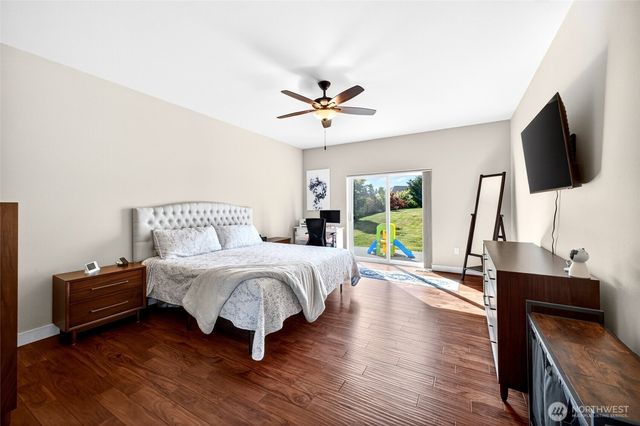 12111 Maxvale Hill Court SE, Yelm, WA 98597