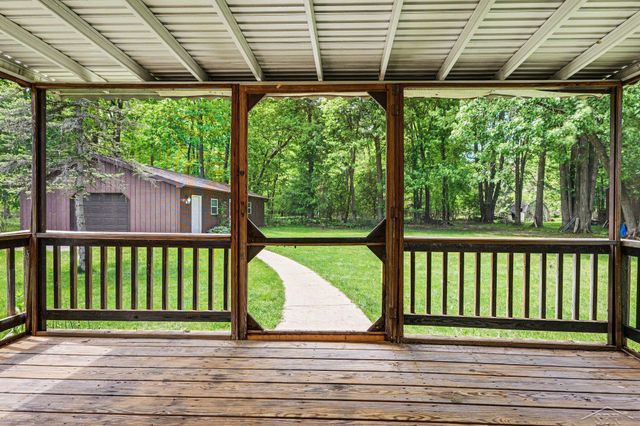 2850 Weigl Road, Saginaw, MI 48609