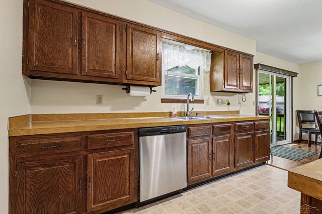 2850 Weigl Road, Saginaw, MI 48609