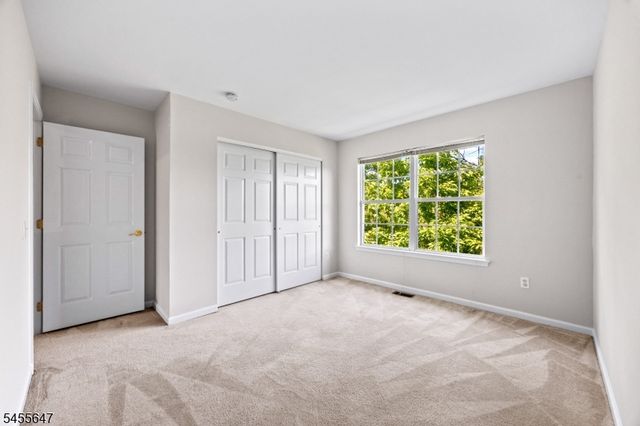 33 Gordon Circle, Parsippany-troy Hills Twp., NJ 07054
