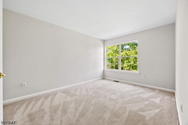 33 Gordon Circle, Parsippany-troy Hills Twp., NJ 07054