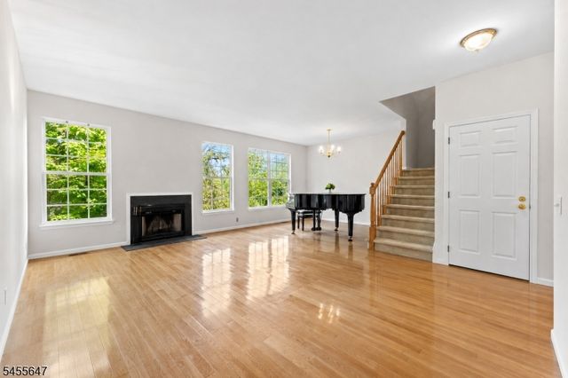 33 Gordon Circle, Parsippany-troy Hills Twp., NJ 07054